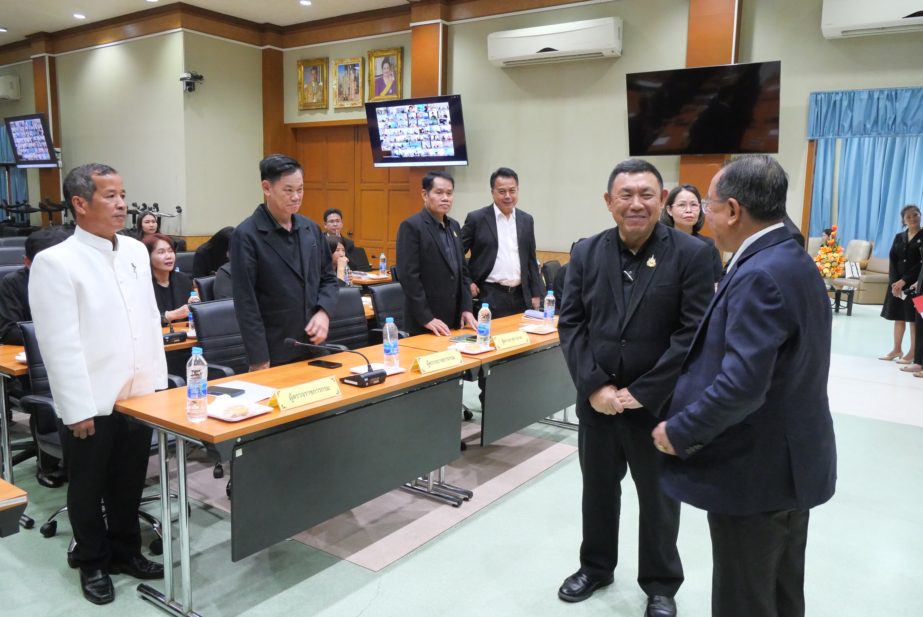 title - เลขาธิการ ส.ป.ก. เปิดการประชุม “สร้างความเข้าใจในการดำเนินโครงการและให้คำชี้แจงเกี่ยวกับการรวบรวม การเก็บข้อมูลเพื่อ ใช้ในการจัดทำแผนกำหนดตำแหน่ง เพื่อปรับปรุงการกำหนดตำแหน่งเป็นระดับสูงขึ้น ของ ส.ป.ก.”